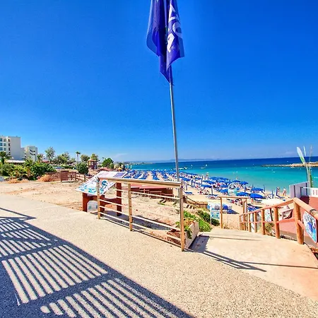 Fig Tree Bay *